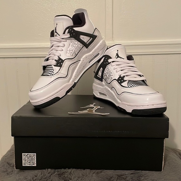 Air Jordan 4 DIY - Picture 2 of 12